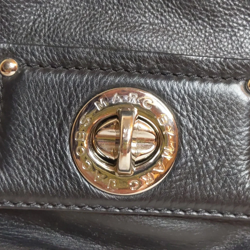 Mark Jacobs Genuine Leather Purse 👜 for women shoulder bag - Picture 2 of 9